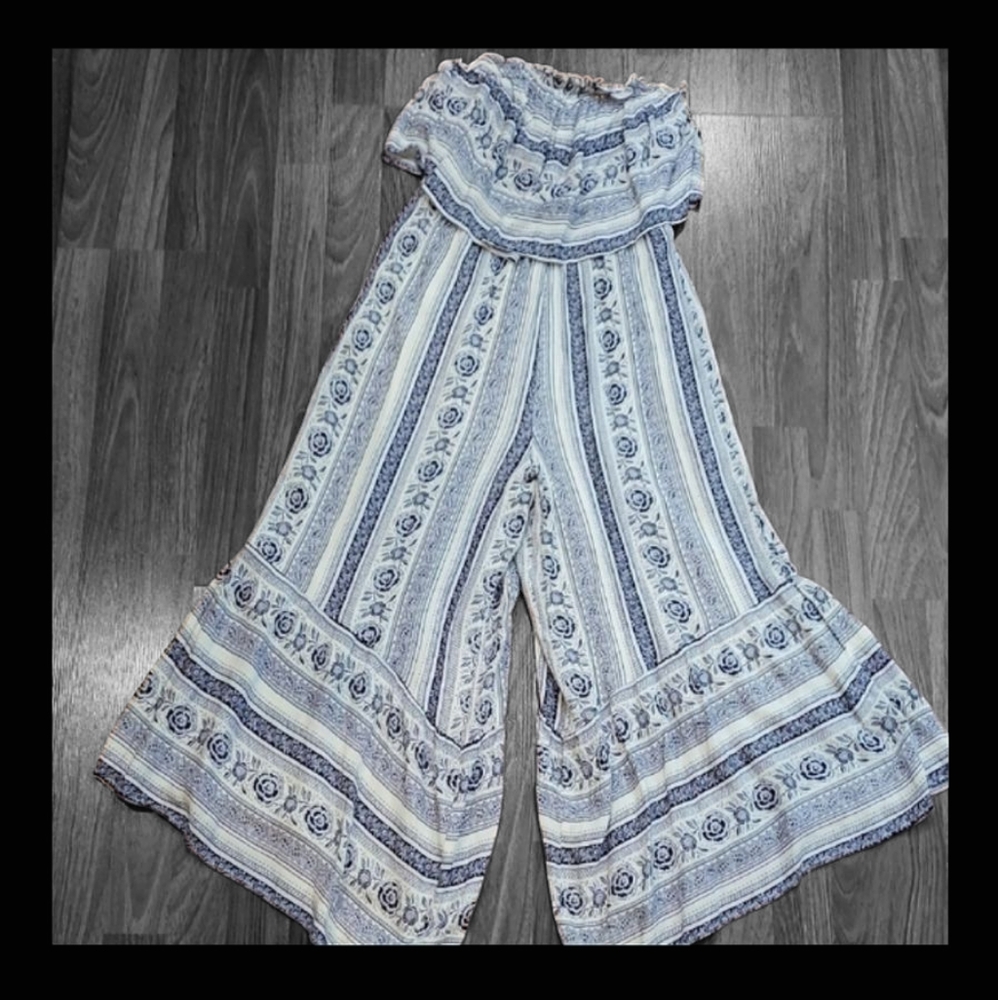 American Eagle Blue White Floral Jumpsuit Ruffle Bodice Strapless Girlhood-Core - Picture 3 of 16